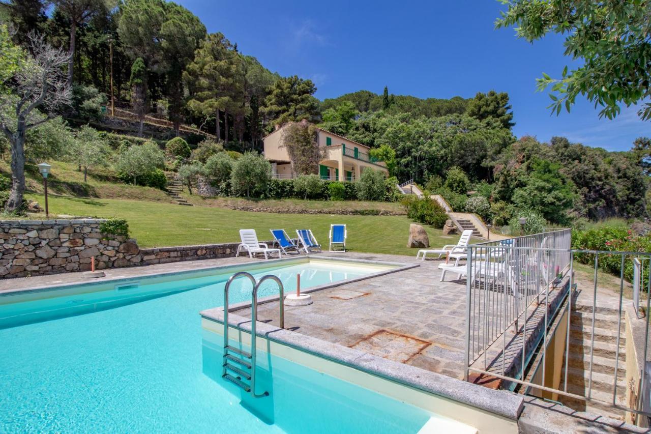 Villa Le Sprizze A Bordo Del Mare - Goelba マルチャーナ・マリーナ エクステリア 写真