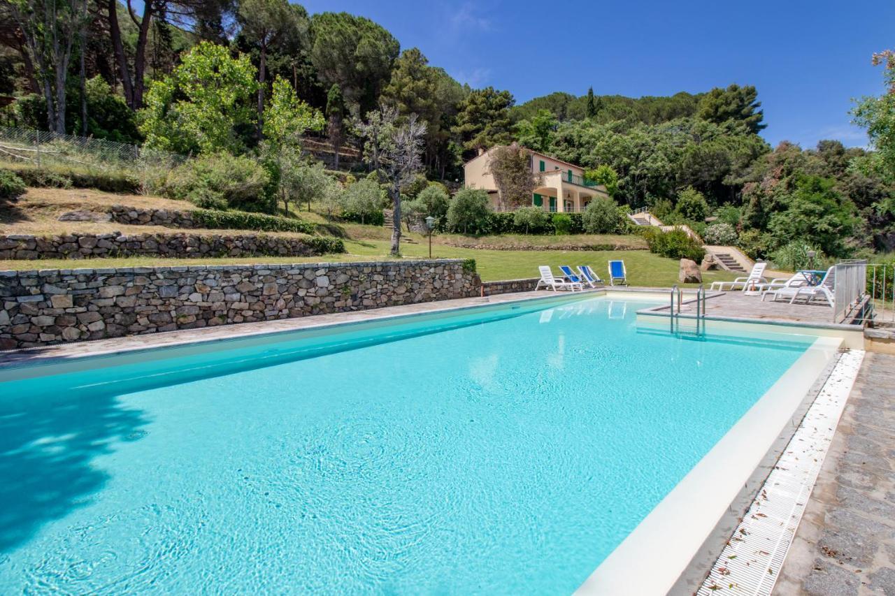 Villa Le Sprizze A Bordo Del Mare - Goelba マルチャーナ・マリーナ エクステリア 写真