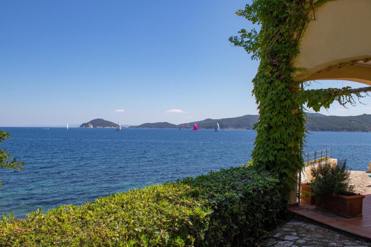 Villa Le Sprizze A Bordo Del Mare - Goelba マルチャーナ・マリーナ エクステリア 写真