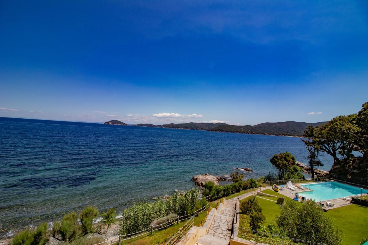 Villa Le Sprizze A Bordo Del Mare - Goelba マルチャーナ・マリーナ エクステリア 写真