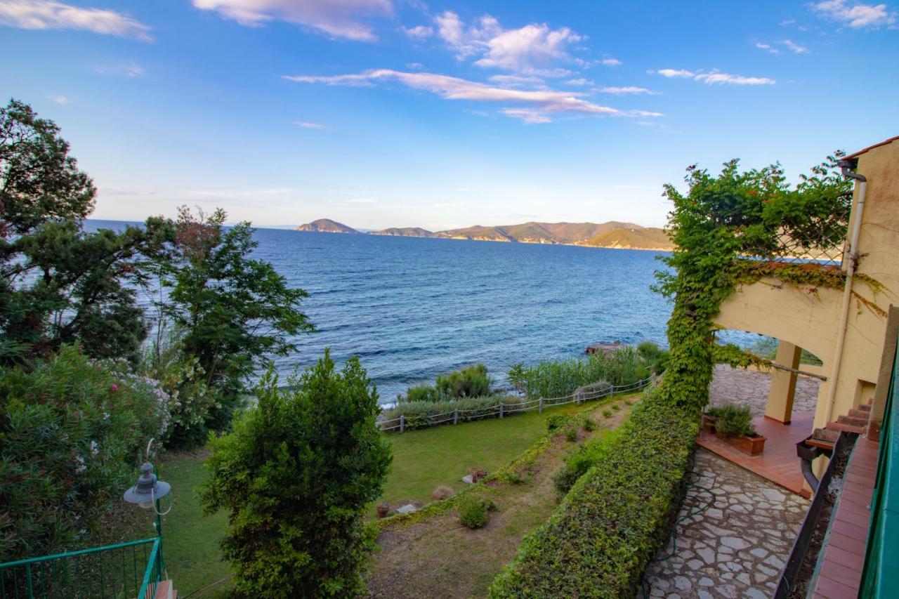 Villa Le Sprizze A Bordo Del Mare - Goelba マルチャーナ・マリーナ エクステリア 写真