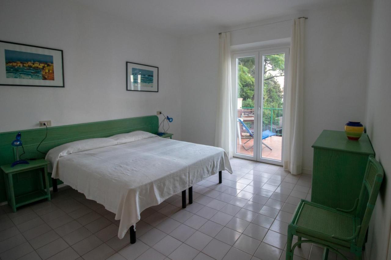 Villa Le Sprizze A Bordo Del Mare - Goelba マルチャーナ・マリーナ エクステリア 写真