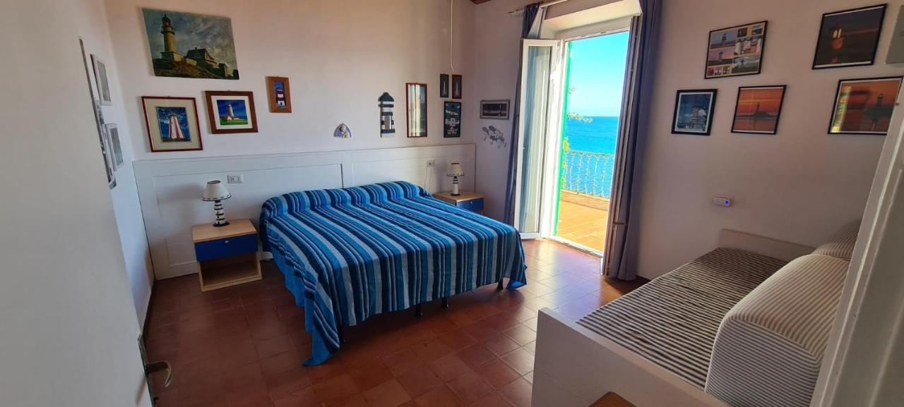 Villa Le Sprizze A Bordo Del Mare - Goelba マルチャーナ・マリーナ エクステリア 写真