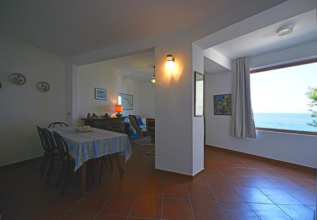 Villa Le Sprizze A Bordo Del Mare - Goelba マルチャーナ・マリーナ エクステリア 写真