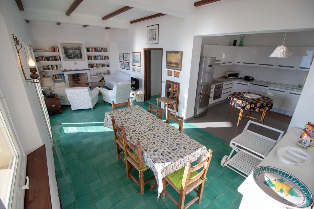 Villa Le Sprizze A Bordo Del Mare - Goelba マルチャーナ・マリーナ エクステリア 写真