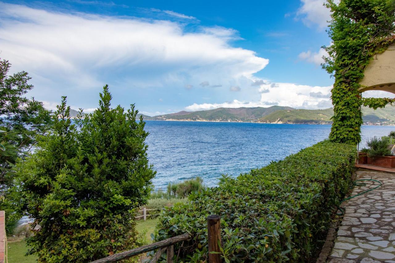 Villa Le Sprizze A Bordo Del Mare - Goelba マルチャーナ・マリーナ エクステリア 写真